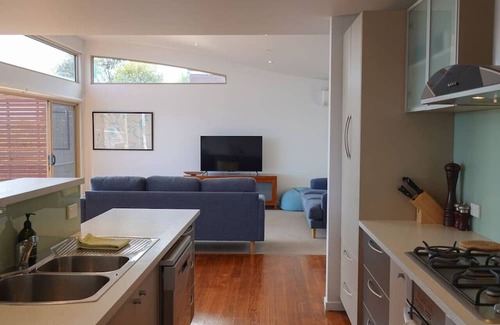 Primrose Sands House | Waterfront Primrose Retreat