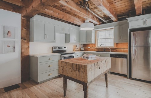Zorra Cabin | This Listing is not yet Live