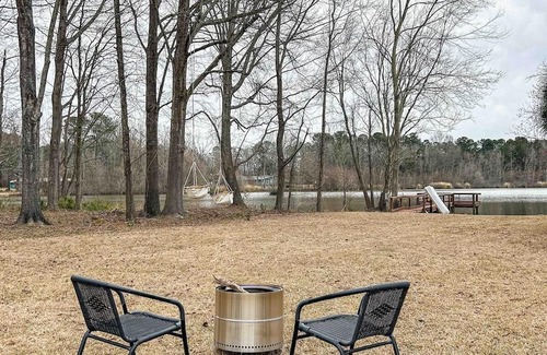 Summerton House | Sweet Marion - Dock + Boat Ramp + Spa + Lakefront