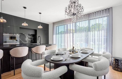 Buena Vista House | 20% Off NEW 4BR Classy Miami Villa w/Pool & Grill!