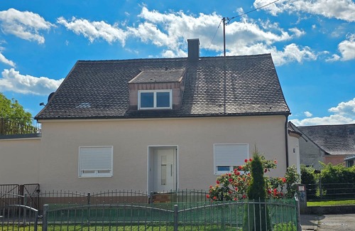 Vohburg an der Donau House | Holiday Home 'Donauliebe' with Private Terrace and Private Garden