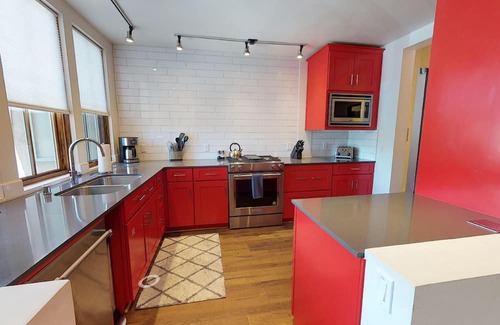 Downtown Santa Fe Condo | The Lincoln 201, 2 Bed / 2, Bath Luxury Loft Style Condo