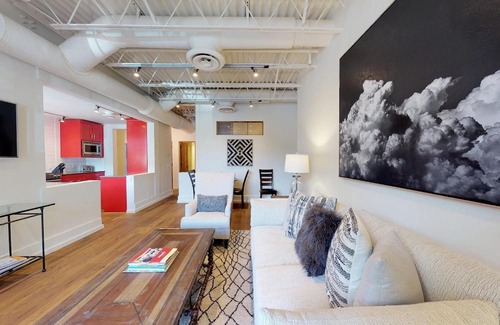 Downtown Santa Fe Condo | The Lincoln 201, 2 Bed / 2, Bath Luxury Loft Style Condo