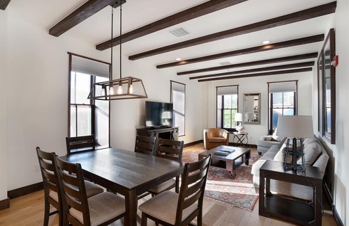 Downtown Santa Fe Condo | Water Street Residence A: Located just 400 feet from the Plaza!