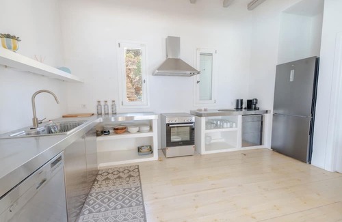 Kea Villa | Exclusive 4-Bedroom Villa in Kea with private pool and cinematic sea views