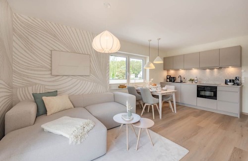 Ueckeritz Apartment | Cozy vacation home "Domizil zum Lerchengrund 06" in Ückeritz near the beach