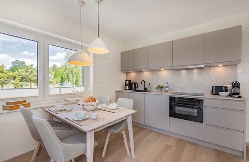 Ueckeritz Apartment | Cozy vacation home "Domizil zum Lerchengrund 06" in Ückeritz near the beach