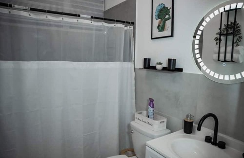 Catano Apartment | Lovely 4-BR/3BA w. 2 King Beds in Fun Catano w. AC, WiFi, Ferry to Old San Juan