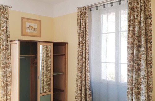 Valle-de-Campoloro Bed & Breakfast | A Caserella - Bed and Breakfast "Canari " in village house with garden at 300 m altitude
