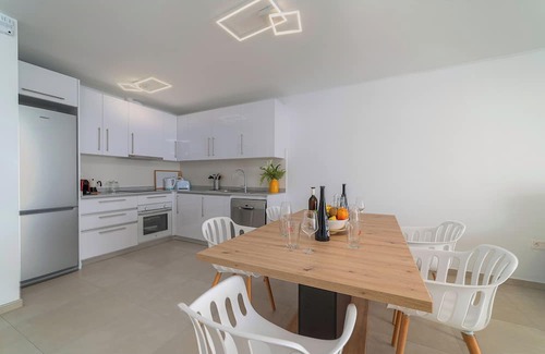 Yaiza Villa | VILLA GAROÉ
