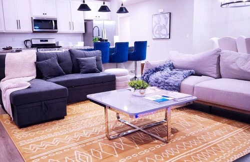 Oklahoma City House | 4-bedroom house in fantastic Oklahoma City with AC, fitness room, WiFi