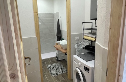 Menosio Apartment | Charming 2-bedroom apartment in adorable Menosio with AC, WiFi