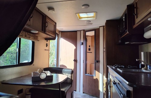 Dunsmuir House | Hideaway Haven in charming Dunsmuir