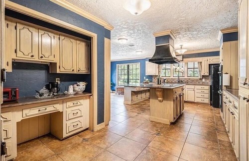 Port Bolivar House | 4-Bed/3-Bath House in Charming High Island Island w/Birding Trails