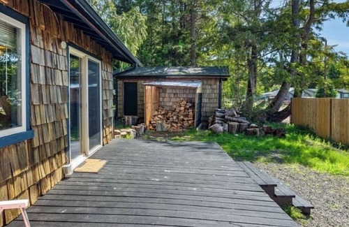 Pacific Beach Cabin | Charming 1-bedroom cabin in Pacific Beach