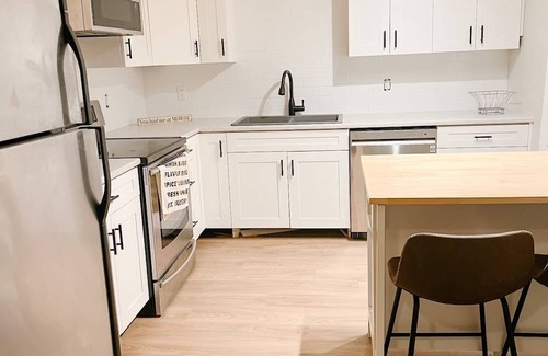Shawnigan Lake Apartment | Shawnigan Lake Studio Oasis
