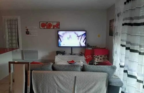 Saint-Jean-Pied-de-Port Apartment | Homerez - Apartment in Saint-Jean-Pied-de-Port