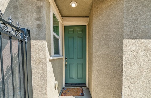 Mira Loma Cottage | RBD near the airport/nea rthe golf