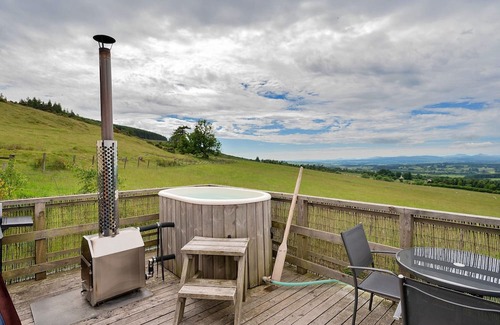 Auchterarder Ski Chalet | Yurt in Gleneagles with Hot Tub Retreat