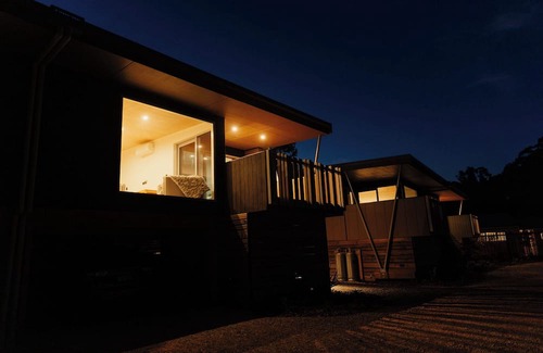 Parapara Apartment | Luxury Beachfront Apartment