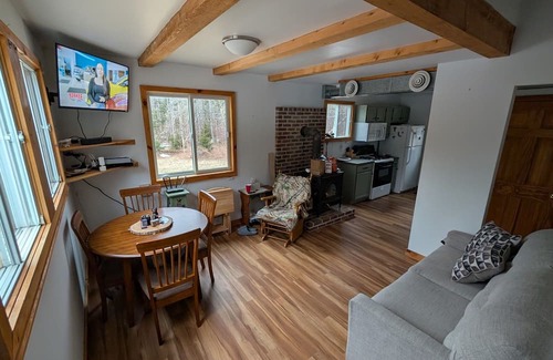 Pittsburg Cabin | Kismet Reach - Refreshed Cabin on the Trails in a Great Location of Pittsburg