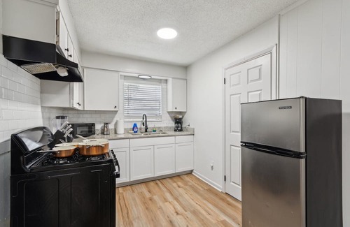 Little Rock House | NEW! The Woodland Retreat 3-Bedroom Home - Pets Allowed