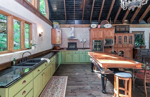 Houston House | Mountain Retreat on Smith Lake