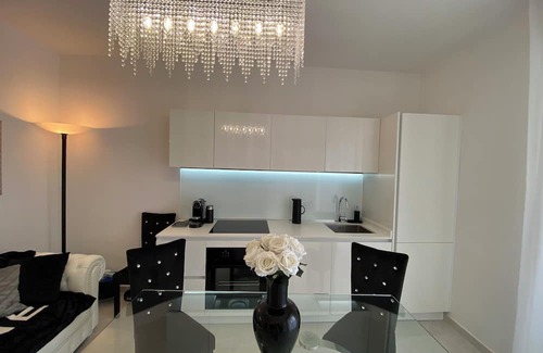 Zoagli Apartment | Luxurious Retreat - Elegant sea view apartment near Portofino & Cinque Terre