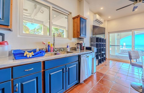 Hopkins House | Hawkz House Unit 1: Stunning 1-bedroom unit with WiFi, AC, and pool