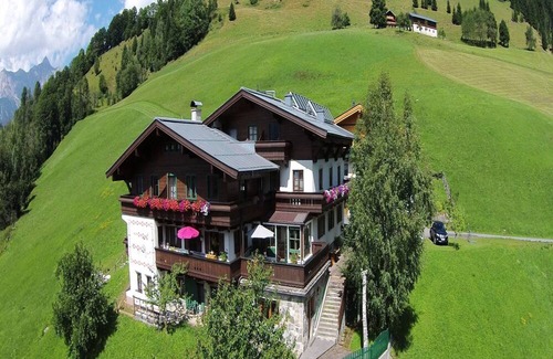 Maria Alm am Steinernen Meer Apartment | Modern holiday home near the ski area