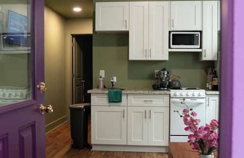 Fairgrounds Apartment | Charming 1-bedroom Oasis by City Park & Jazz Fest