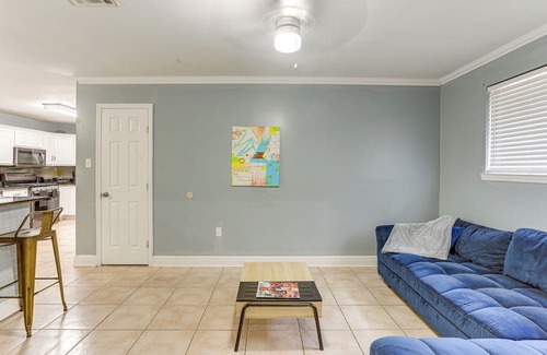 Read Boulevard East House | Fenced Backyard: Spacious New Orleans Home!