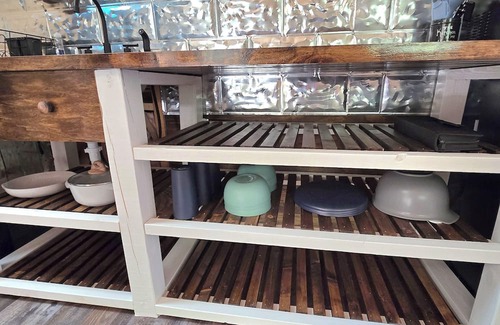 Hartford Cabin | Bigfoot Lodge, Off-Grid Cabin in Hartford, TN