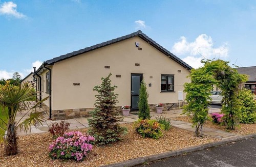 Blackburn Cottage | Willows Cottage