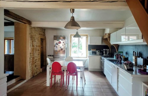 Saint-Germain-Nuelles House | Golden stone house with swimming pool for vacations in southern Beaujolais near Lyon