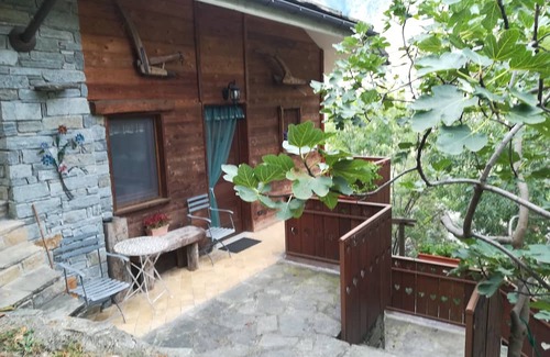 Verres House | Cozy detached accommodation in scenic and quiet area
