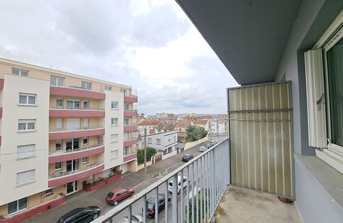 Laon Sud Apartment | Sofia, grand appartement