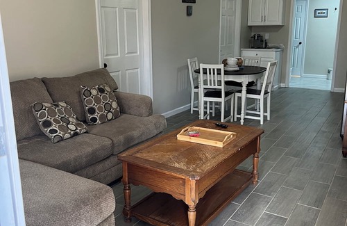Kennesaw Apartment | Charming 2-bedroom basement apartment with WiFi, AC in terrific Kennesaw