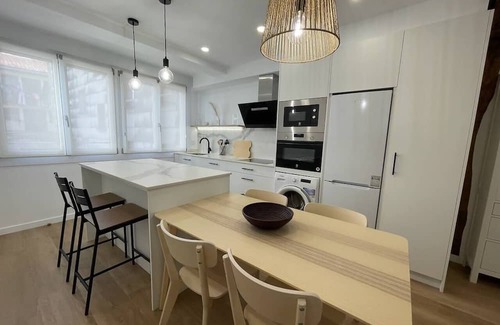 Bermeo Apartment | Bidebarrieta Etxea , apartamento recién reformado.