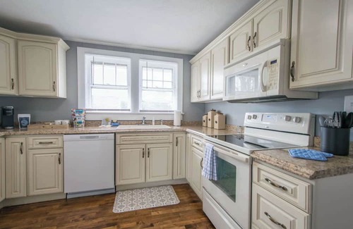 East Flat Rock House | Blue Ridge Haven Summ