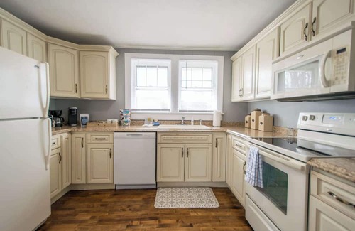 East Flat Rock House | Blue Ridge Haven Summ