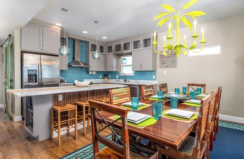 Royal Lagoons House | 5 Bedroom Home on Laffite Bay! Short walk to the beach!
