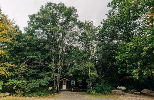 Columbia Cabin | Cabin, 16 Bunks, Kitchen, Bathroom