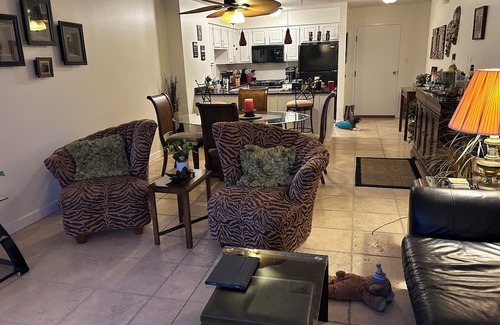 Shangri-La Estates Condo | Lake View!