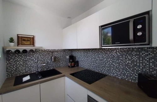 Sausset-les-Pins House | Elegant house in a quiet location close to the sea