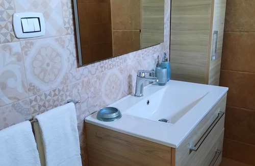 Torre Castiglione Apartment | Small apartment in the reserve "Palude del Conte" 300m from the crystal clear sea
