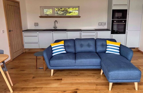 Gairloch Cabin | New - 1 bedroom house with Ocean and Mountain views