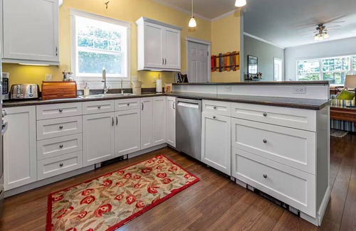 Salsbury Cove House | Bar Harbor Peaceful & Private Home Away from Home