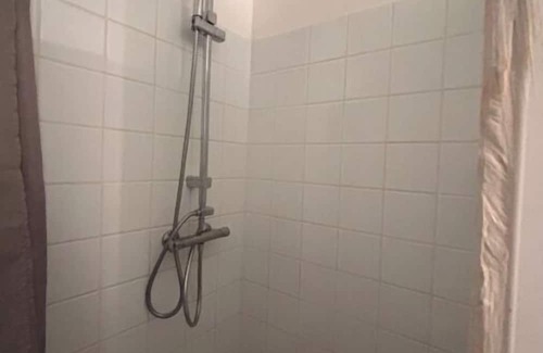 Tarbes Apartment | Near Jardin Massey and Mairie studio apartment for rent close to all amenities