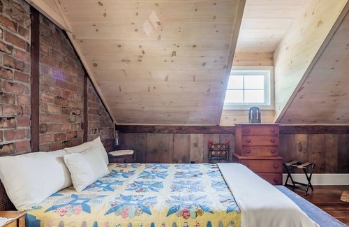 Coxsackie Other | Explore the Woodland Areas at Circa 1804 Farmhouse